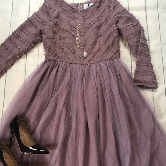 Beautiful elegant dress - Picture 3 of 5